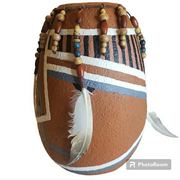 Eagle Spirit Decor Native Indian Clay Vase Mint VTG Ashton Drake 💜 - Picture 5 of 14